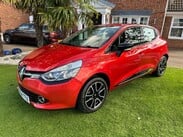 Renault Clio 1.5 dCi Dynamique MediaNav Euro 5 (s/s) 5dr 9