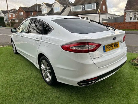 Ford Mondeo 2.0 TDCi Titanium Euro 6 (s/s) 5dr 35