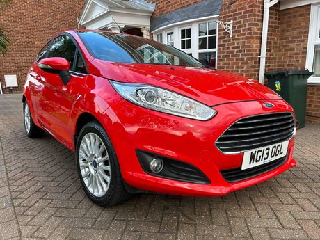 Ford Fiesta 1.0T EcoBoost Titanium Euro 5 (s/s) 3dr 23