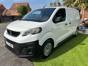 Peugeot Expert 1.6 BlueHDi 1000 Professional Standard Panel Van MWB Euro 6 (s/s) 6dr 10