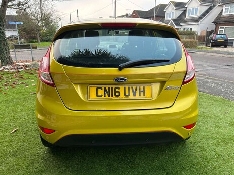 Ford Fiesta 1.6 Zetec Powershift Euro 6 5dr 11