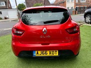 Renault Clio 1.1 Clio Play 16v 5dr 21