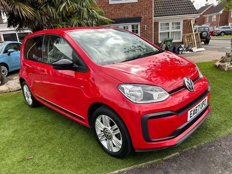 Volkswagen Up 1.0 Up by Beats 3dr 9