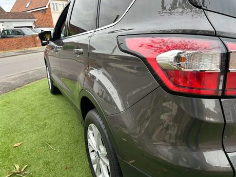 Ford Kuga 2.0 Kuga Titanium TDCI 5dr 22