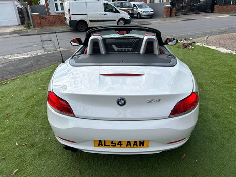 BMW Z4 2.5 Z4 sDrive 23i Highline Edition Auto 2dr 17