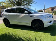 Ford Kuga 2.0 Kuga Vignale TDCi 4x4 Auto 4WD 5dr 24