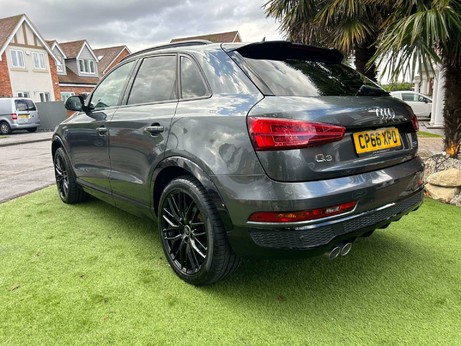 Audi Q3 2.0 Q3 Black Edition TDI Quattro Semi-Auto 4WD 5dr 9