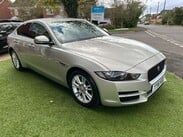 Jaguar XE 2.0 XE Prestige i Auto 4dr 9