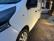 Vauxhall Vivaro 1.6 Vivaro 2900 Sportive CDTi 34