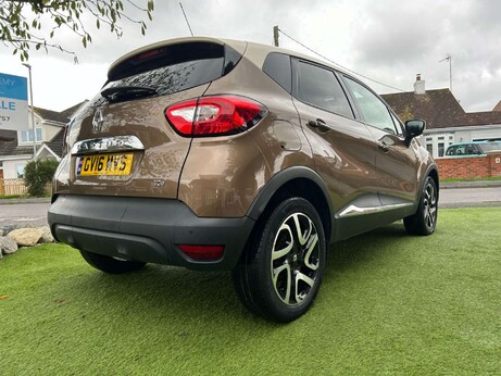 Renault Captur 0.9 Captur Iconic Nav TCe 5dr 9