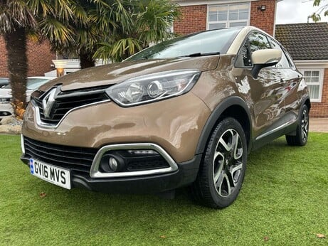 Renault Captur 0.9 Captur Iconic Nav TCe 5dr 17