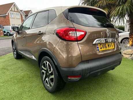 Renault Captur 0.9 Captur Iconic Nav TCe 5dr 21