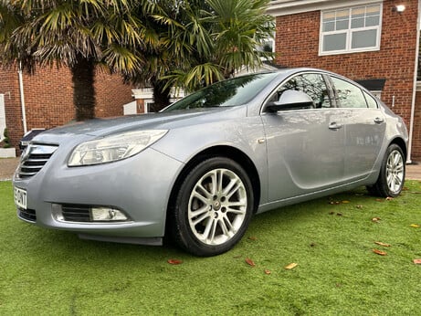 Vauxhall Insignia 1.8 Insignia Exclusive 5dr 16