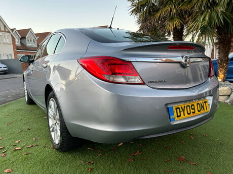 Vauxhall Insignia 1.8 Insignia Exclusive 5dr 12