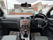 Ford Focus 1.8 Focus Zetec TD 115 5dr 51