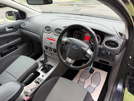 Ford Focus 1.8 Focus Zetec TD 115 5dr 57