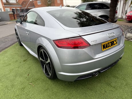 Audi TT 2.0 TT Ultra Black Edition TDI 3dr 26