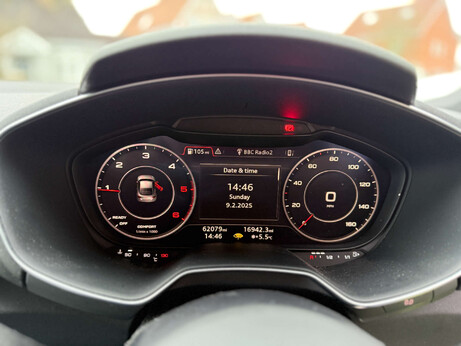 Audi TT 2.0 TT Ultra Black Edition TDI 3dr 72