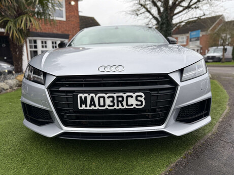 Audi TT 2.0 TT Ultra Black Edition TDI 3dr 17