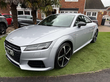 Audi TT 2.0 TT Ultra Black Edition TDI 3dr 20