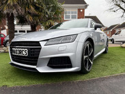 Audi TT 2.0 TT Ultra Black Edition TDI 3dr 21