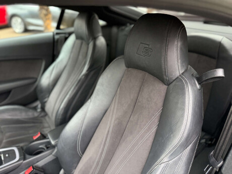 Audi TT 2.0 TT Ultra Black Edition TDI 3dr 55