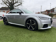 Audi TT 2.0 TT Ultra Black Edition TDI 3dr 16