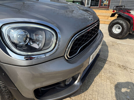 Mini Countryman 1.5 Countryman Cooper S E ALL4 Auto 4WD 5dr 39