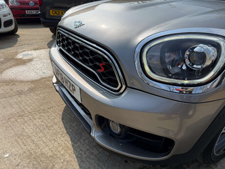 Mini Countryman 1.5 Countryman Cooper S E ALL4 Auto 4WD 5dr 38