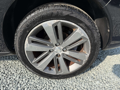 Peugeot 3008 1.6 3008 Allure HDi 5dr 37
