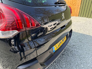 Peugeot 3008 1.6 3008 Allure HDi 5dr 22