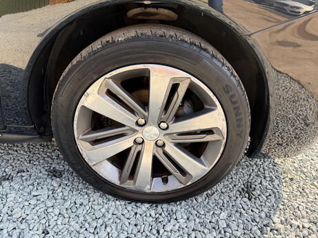 Peugeot 3008 1.6 3008 Allure HDi 5dr 32