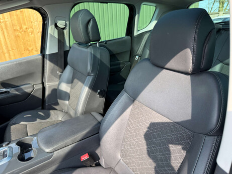 Peugeot 3008 1.6 3008 Allure HDi 5dr 52
