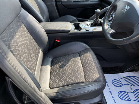 Peugeot 3008 1.6 3008 Allure HDi 5dr 58