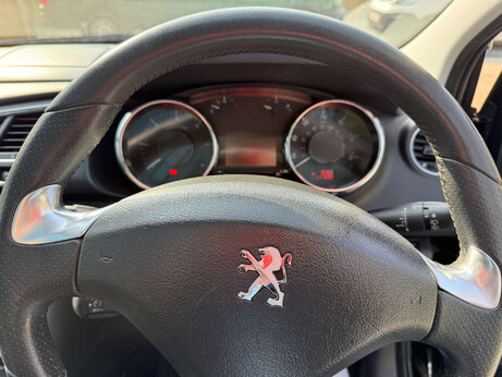 Peugeot 3008 1.6 3008 Allure HDi 5dr 60