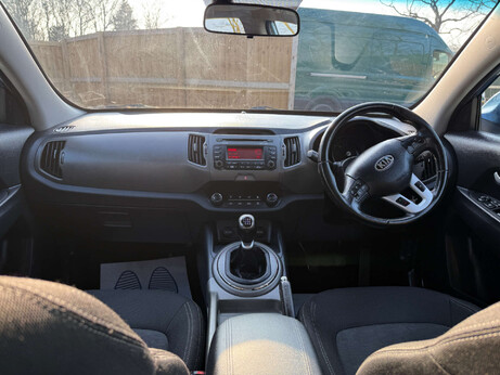 Kia Sportage 1.7 Sportage 1 CRDi ISG 5dr 4