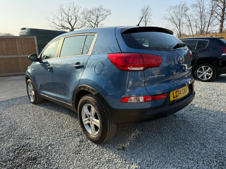 Kia Sportage 1.7 Sportage 1 CRDi ISG 5dr 9