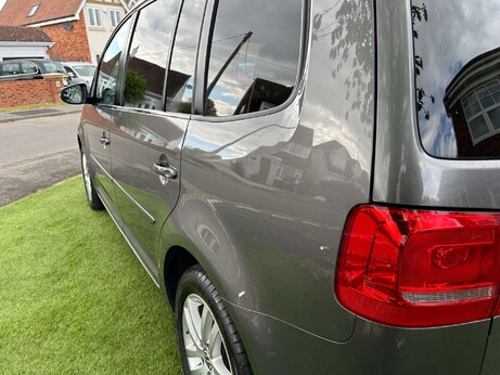 Volkswagen Touran 1.6 Touran SE TDI 5dr 30