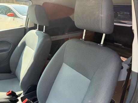 Ford Fiesta 1.4 Fiesta Base TDCi 3dr 42