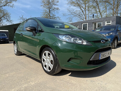 Ford Fiesta 1.4 Fiesta Base TDCi 3dr 7