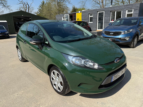 Ford Fiesta 1.4 Fiesta Base TDCi 3dr 10