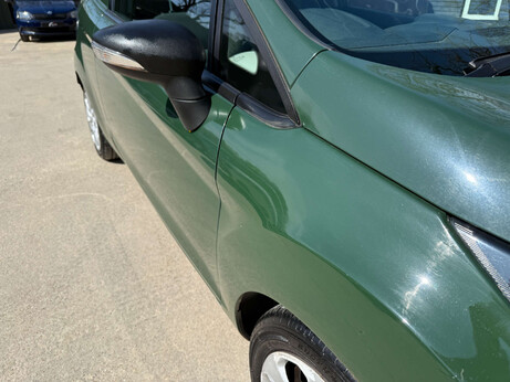Ford Fiesta 1.4 Fiesta Base TDCi 3dr 30