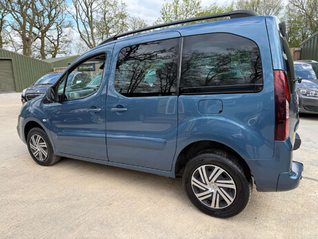 Citroen Berlingo Multispace 1.6 Berlingo Multispace Flair Blue HDi Semi-Auto 5dr 28