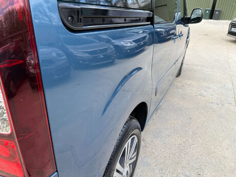 Citroen Berlingo Multispace 1.6 Berlingo Multispace Flair Blue HDi Semi-Auto 5dr 35
