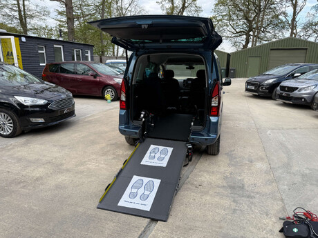Citroen Berlingo Multispace 1.6 Berlingo Multispace Flair Blue HDi Semi-Auto 5dr 6