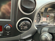 Citroen Berlingo Multispace 1.6 Berlingo Multispace Flair Blue HDi Semi-Auto 5dr 66
