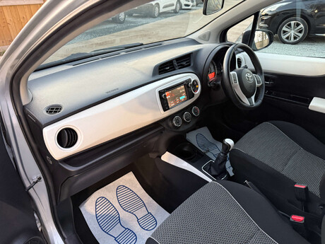 Toyota Yaris 1.3 Yaris Trend VVT-i 5dr 53