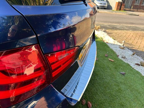 BMW 5 Series 3.0 530d SE Touring Steptronic Euro 5 (s/s) 5dr 52