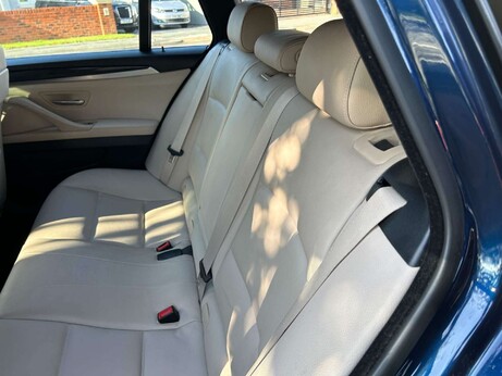 BMW 5 Series 3.0 530d SE Touring Steptronic Euro 5 (s/s) 5dr 55