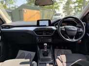 Ford Focus 1.5 Focus Zetec TDCI 5dr 4